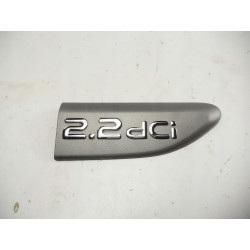 Emblemat listwa - 2.2dCi - RENAULT 8200048629