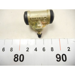 Cylinderek hamulcowy TRAFIC TWINGO AX 7701039467