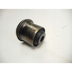 Tuleja wahacza przedniego RENAULT CLIO 7700799066