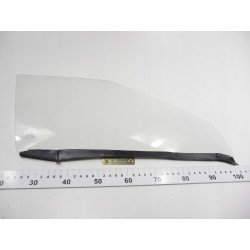 Szyba drzwi prawy przód RENAULT 21 7701464075