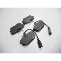 KLOCKI HAMULCOWE TYŁ VW SHARAN 03- 7M3698451D