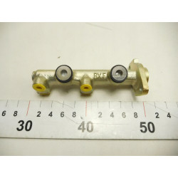 Pompa hamulcowa Renault Rapid Super 5 7700724410