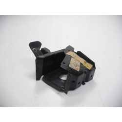 Wspornik silnika i stabili. VW Polo OE 867803933B