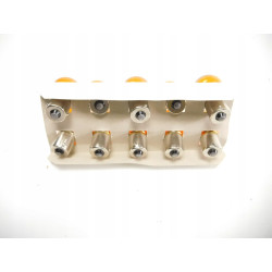 Żarówka lampa kierunko. 12V 21W Renault 7701038624