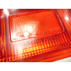 LAMPA TYLNA PRAWA RENAULT 9/11 7701367633