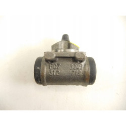 Cylinderek hamulcowy Renault 5 7701032339