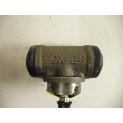 Cylinderek hamulcowy Renault Rapid 7701032340