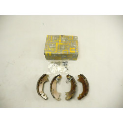 Zestaw szczęk hamulcowych Renault 25 7701202967