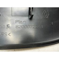 Emblemat "16V" Renault Clio 8200113941