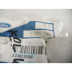 Osłona osi wycieraczki tylnej FORD FOCUS 1381344