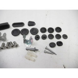 Zestaw montażowy drzwi AUDI A3 8V0098619B