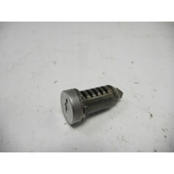 Blokada wlewu paliwa CITROEN AX ZX BX 9926.W6