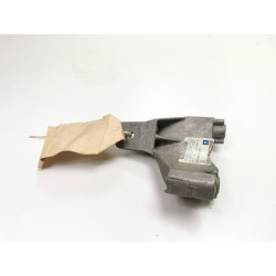 Uchwyt mocowania silnika prawy do Opel Vauxhall Vectra B OE 684808 90497256
