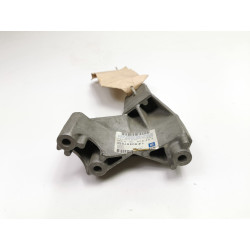 Uchwyt mocowania silnika prawy do Opel Vauxhall Vectra B OE 684808 90497256