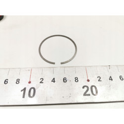 PIERŚCIEŃ TŁOKA,DOLNY,77.55-77.62 OPEL CORSA A OE 0630279 90324691