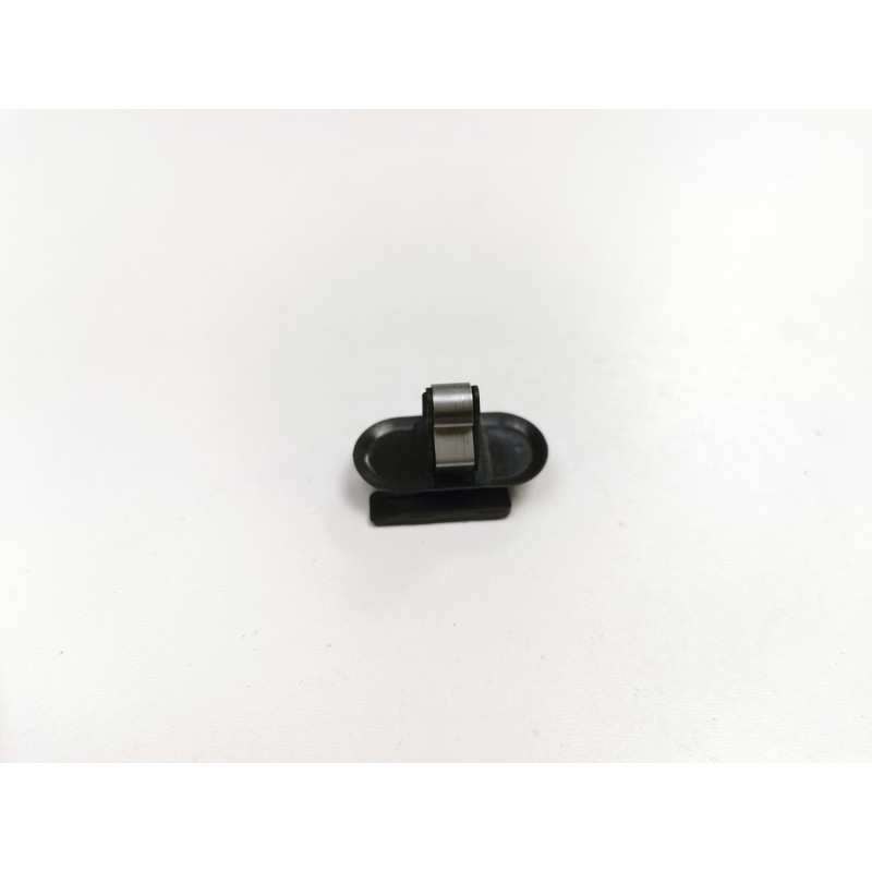 SPINKI KOŁKI KOŁEK SŁUPKA OPEL CORSA C MERIVA A B OE 2228839 24405739