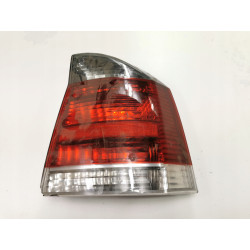 LAMPA TYŁ TYLNA PRAWA OPEL VECTRA C SEDAN HB GTS OE 13157647