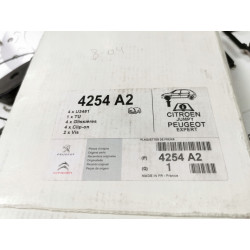 KLOCKI HAMULCOWE PRZÓD CITROEN JUMPY II PEUGEOT EXPERT II OE 4254 A2