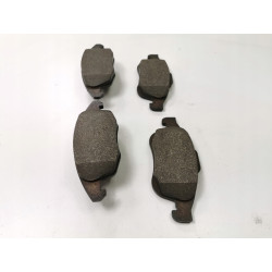 Zestaw klocków hamulcowych, hamulce tarczowe przód Citroen Peugeot 4253 61