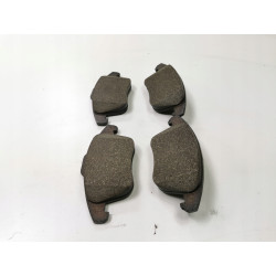 Zestaw klocków hamulcowych, hamulce tarczowe przód Citroen Peugeot 4253 97