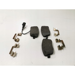 Klocki hamulcowe przód Volkswagen Polo Skoda Fabia Seat Ibiza OE 6Q0698151C