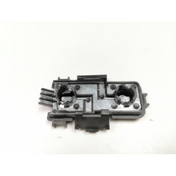 Uchwyt lampy tylnej wewnątrz prawy OPEL Omega B OE 90487481