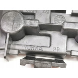 Uchwyt lampy tylnej wewnątrz prawy OPEL Omega B OE 90487481