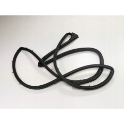 Uszczelka drzwi przednich pasażera Chevrolet Sonic 2012- OE 95164138