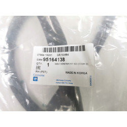 Uszczelka drzwi przednich pasażera Chevrolet Sonic 2012- OE 95164138