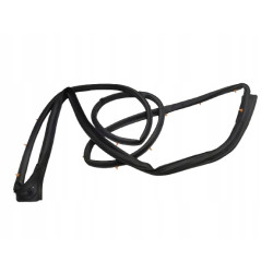 Uszczelka drzwi przednich po stronie kierowcy Chevroleta Sonic 12- 95164137