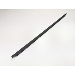 USZCZELKA, LISTWA ZGARNIAJĄCA DRZWI LEWY TYŁ VW GOLF 2017- OE 5G6839477F