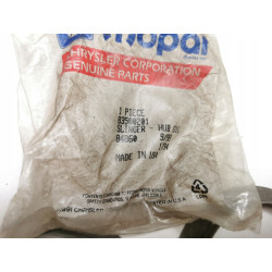 Pierścień ochronny zewnętrzny MOPAR 1993-1996 Jeep Grand Cherokee 83500201