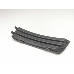KRATKA HALOGENU LEWA FOCUS 03-08 BEZ PRZEDNICH LAMPPRZECIWMGIELNYCH 1300405
