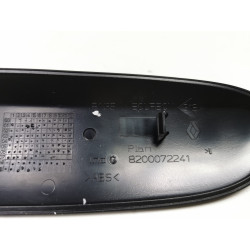 Znaczek 1.2 na drzwi lewy Renault Megane MK1 OE 8200072241 8200074448