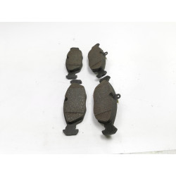 KLOCKI HAMULCOWE PRZÓD OPEL ASTRA F CORSA A B 1605824 OE 90442995