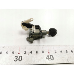 ZAMEK Z KLUCZKIEM 1508