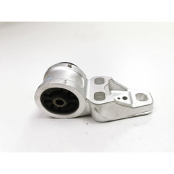 TULEJA LEWA BELKI TYLNEJ AUDI A6 VOLKSWAGEN PASSAT OE 4B0501521D