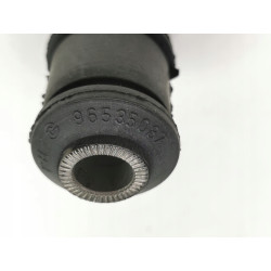 Silentblock wahacza przód KOREA Chevrolet AVEO J40038D