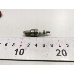 Świeca zapłonowa Bosch WR8DC 0242229538 242229538-7C2