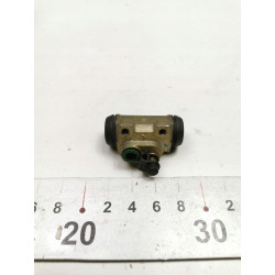 Cylinderek hamulcowy prawy tył Renault 19 CLIO OE 7701035406