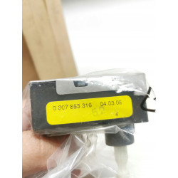 Silnik regulacji reflektora Opel Corsa C - reflektor Bosch 1612049 93175787