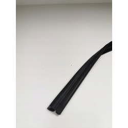 Uszczelka szyby przednich drzwi lewych Opel Astra G OE 5148059 93240597