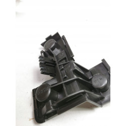 Uchwyt lampy lampa tylna, prawa, zewnętrzna Opel Omega B OE 90487484