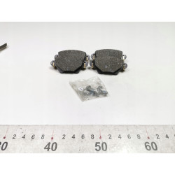 Zestaw klocków hamulcowych tył Mondeo 00-04 FORD OE 1227108