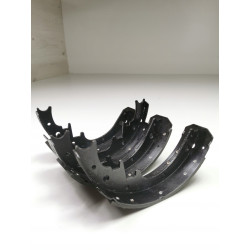 Szczęki hamulcowe tył Ford Ranger OE 2U2Z-2V200-JARM RM2U2J2C454JA 4442224