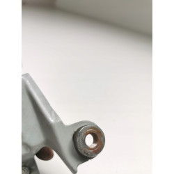 Uchwyt, mocowanie błotnika prawy przód Opel Corsa C OE 1102656 24411040