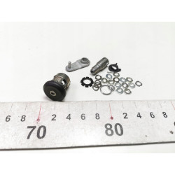 WKŁADKA ZAMKA DRZWI FORD ESCORT 95-01 OE 1038096