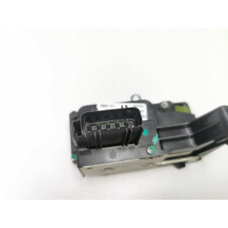 Zamek drzwi prawy przód Ford Fiesta 01-08 Fusion 01-12 OE 1372463
