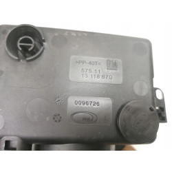 ŚWIATŁO PRZECIWMGIELNE LEWE PRZEDNIE OPEL CORSA C OE 1710201 13118670