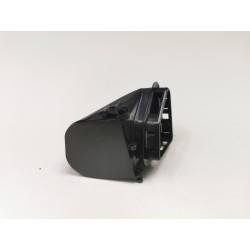 Przedni panel podszybia Lewy zawór spustu wody Ford Mondeo MK5 OE 1708266
